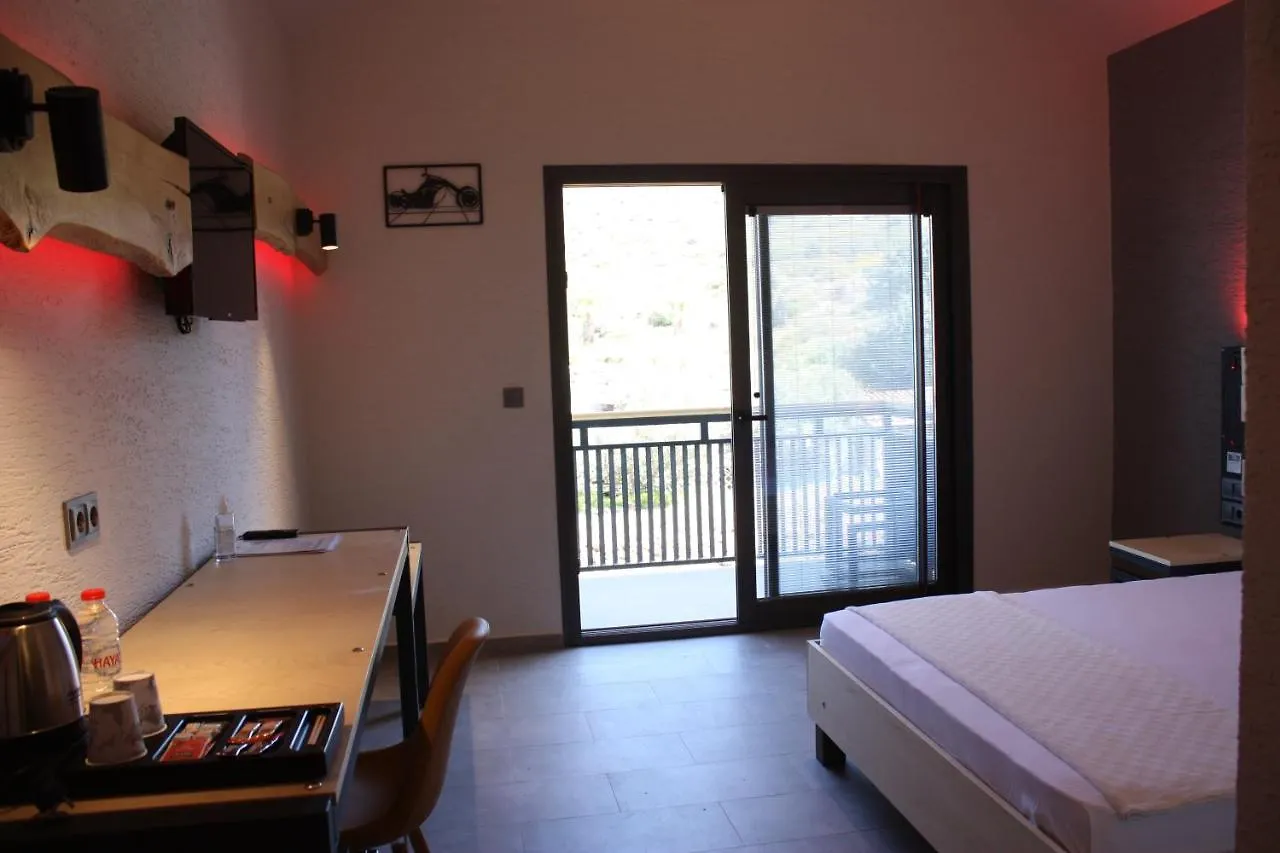 Kosa Otel Çeşme 3*,